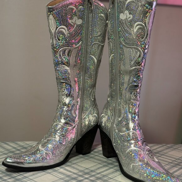NFR Ready Helen's Heart silver sequin boots, size 8.5 - Picture 4 of 7